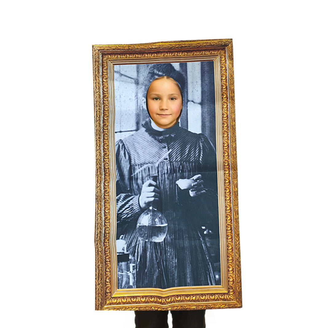 Funny spoof murals Costume Mona Lisa French girl Einstein Marie Curie King Queen Victoria Knight
